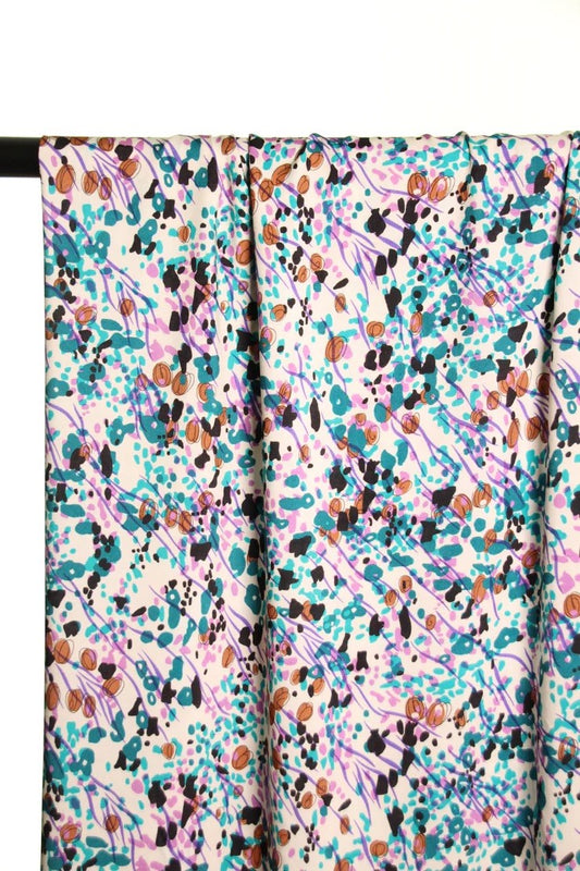 Atelier Jupe off-white viscose with small paint print