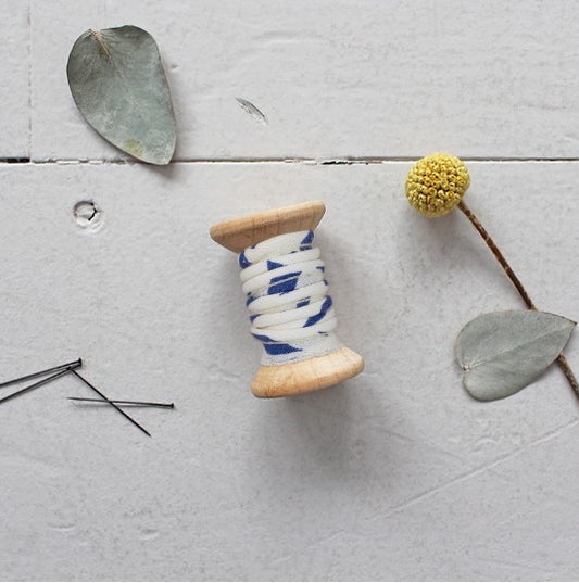 Atelier Brunette Shade Cobalt piping