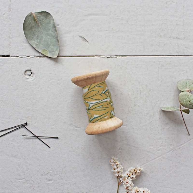 Atelier Brunette Petal Mustard bias tape