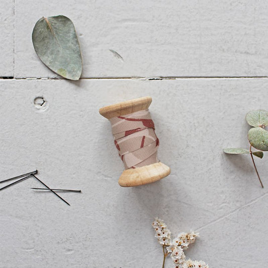 Atelier Brunette Windy Maple bias tape