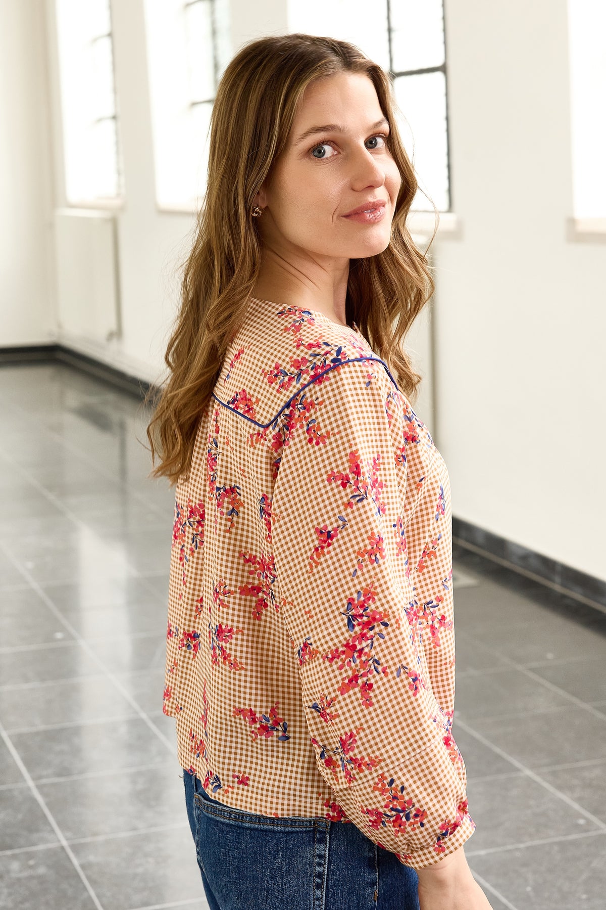 Atelier Jupe small ochre checks with flowers