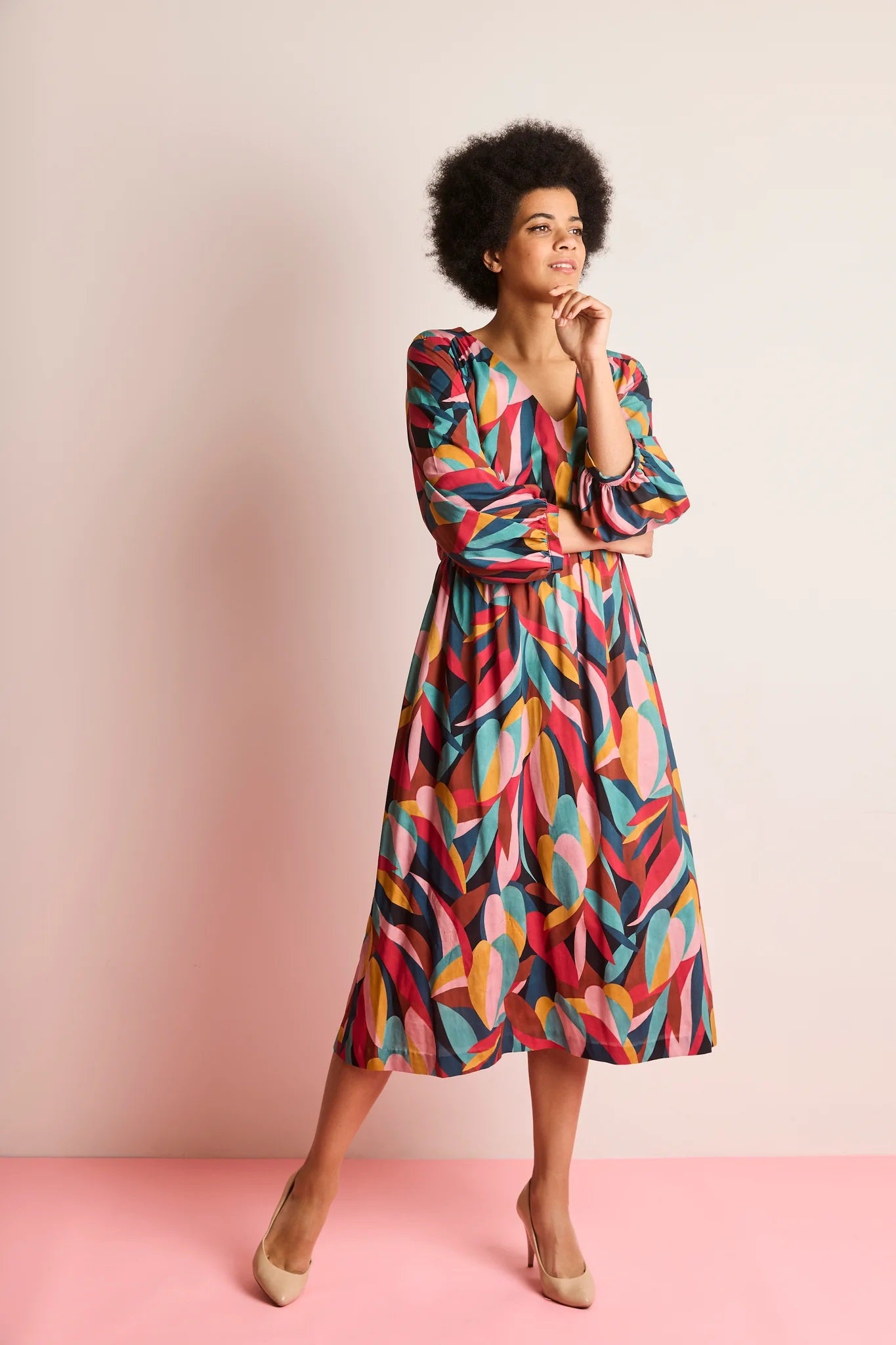 Atelier Jupe viscose with soft colour palette print