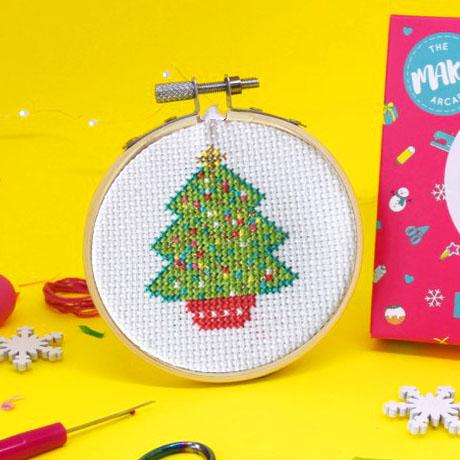 Oh Christmas Tree Mini Cross Stitch Kit