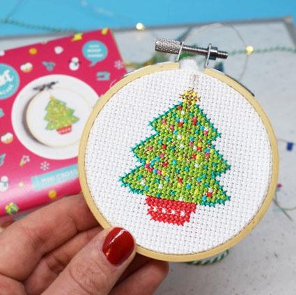 Oh Christmas Tree Mini Cross Stitch Kit
